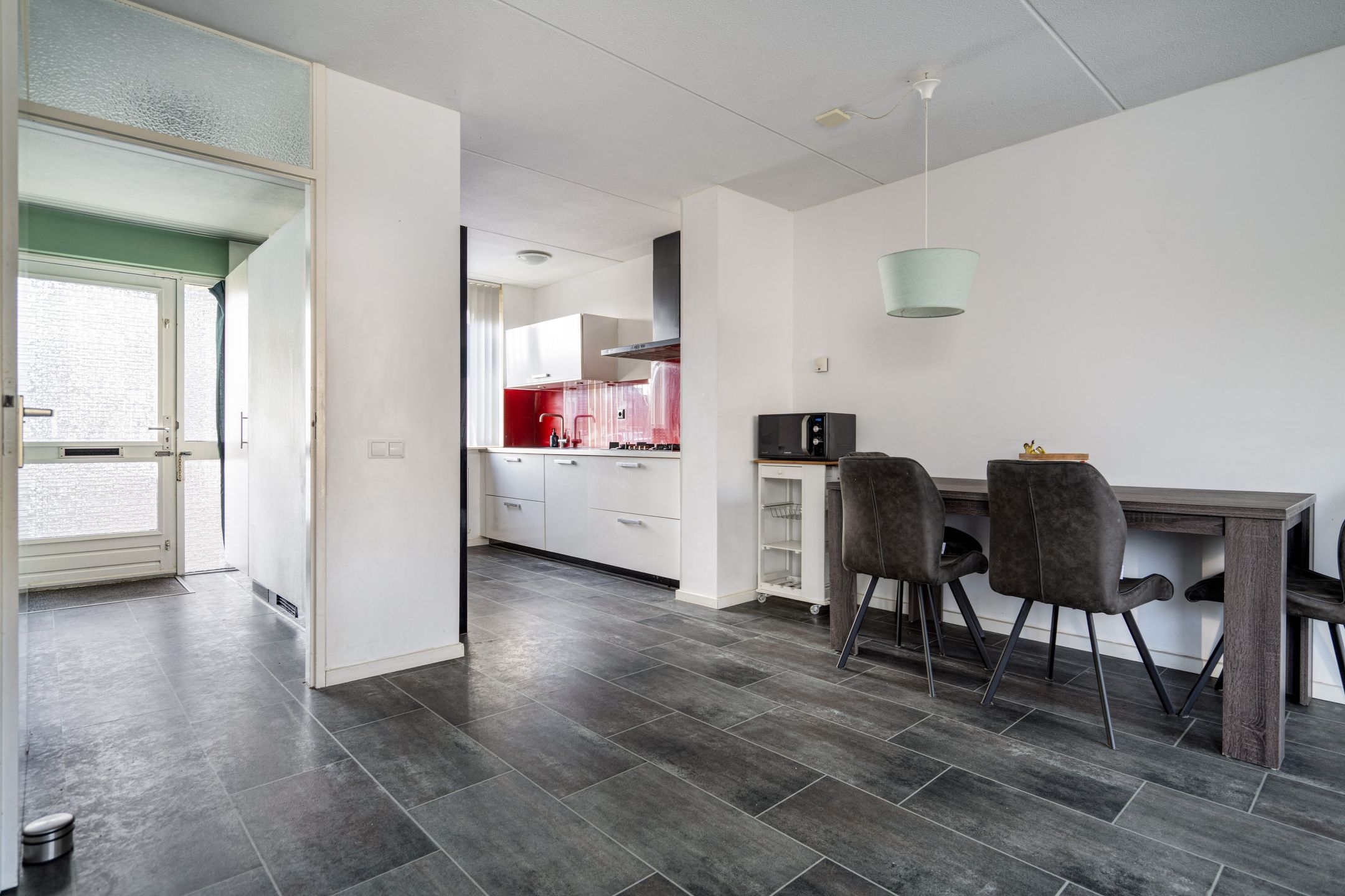 Photo 24 of Schutterstraat 34