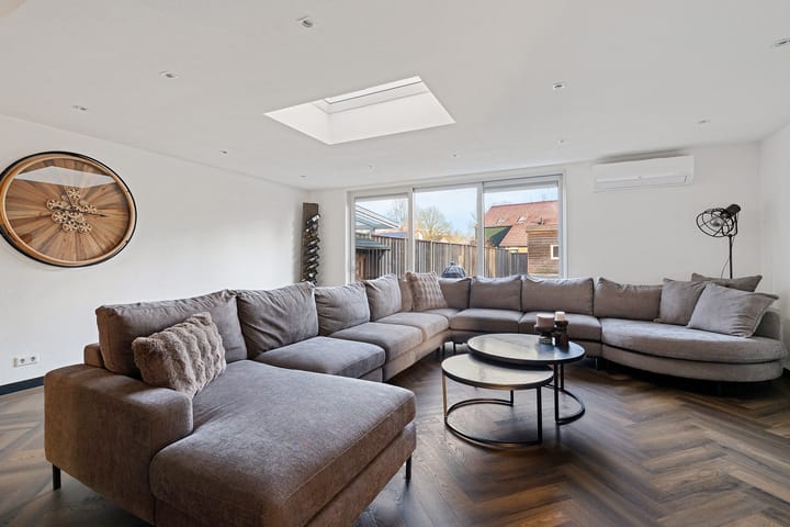 Foto 16 van Julianalaan 56