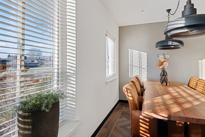 Foto 25 van Julianalaan 56