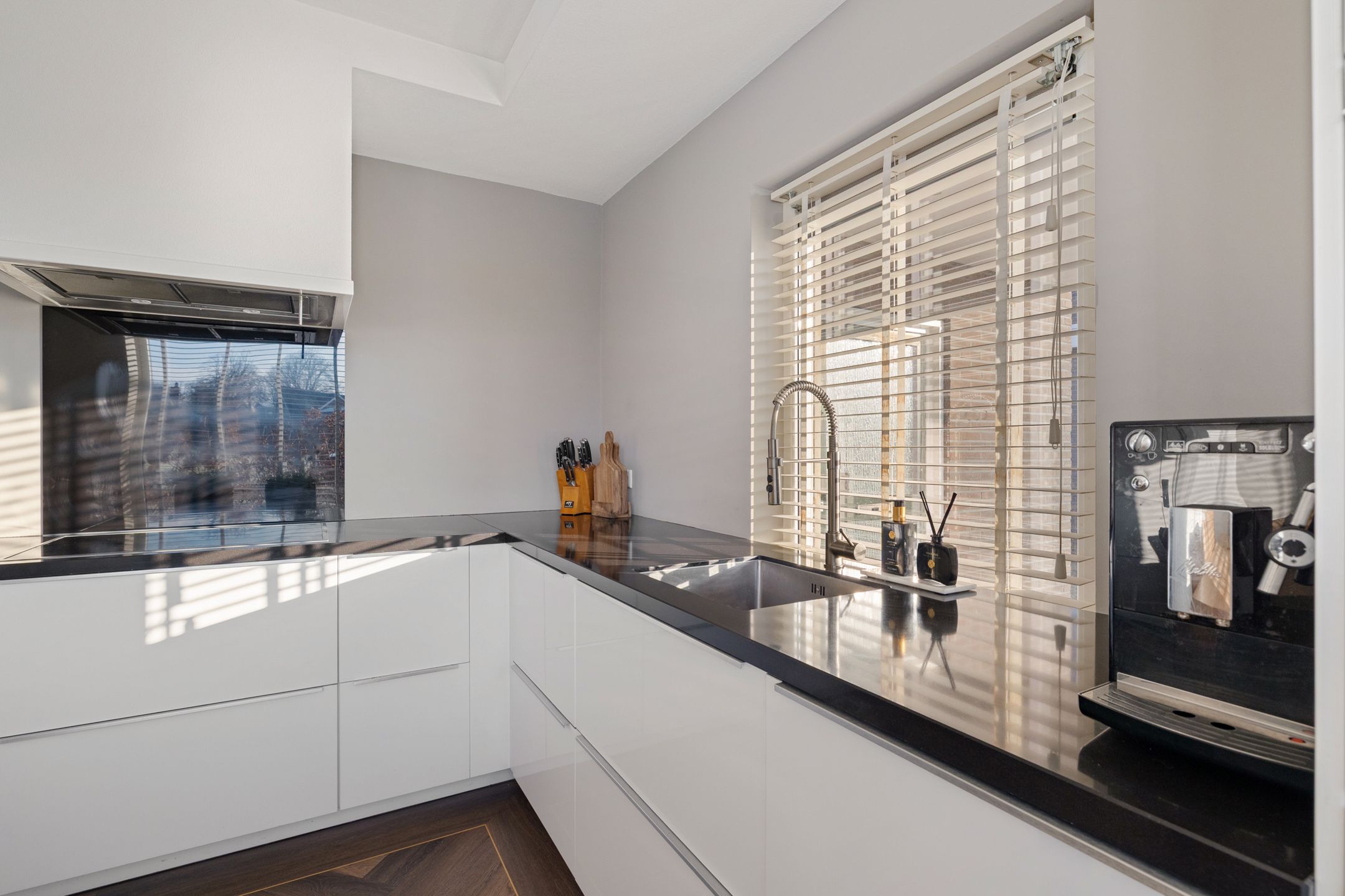 Photo 27 of Julianalaan 56