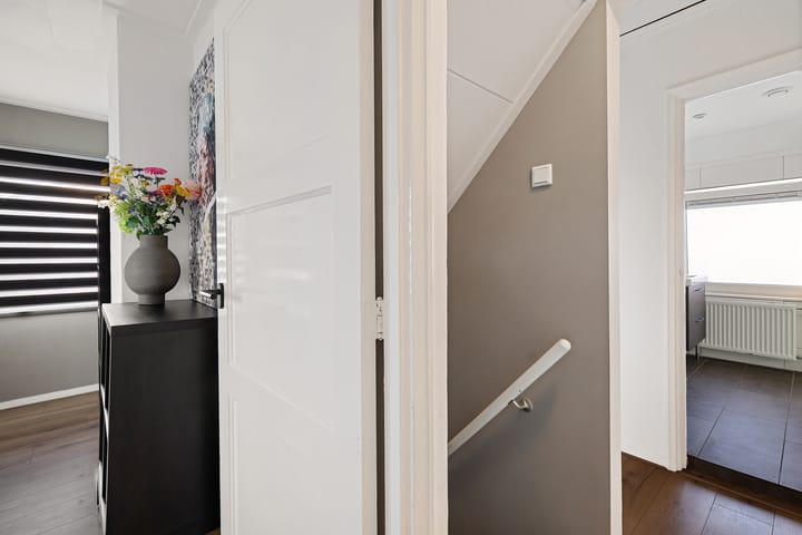 Foto 39 van Julianalaan 56