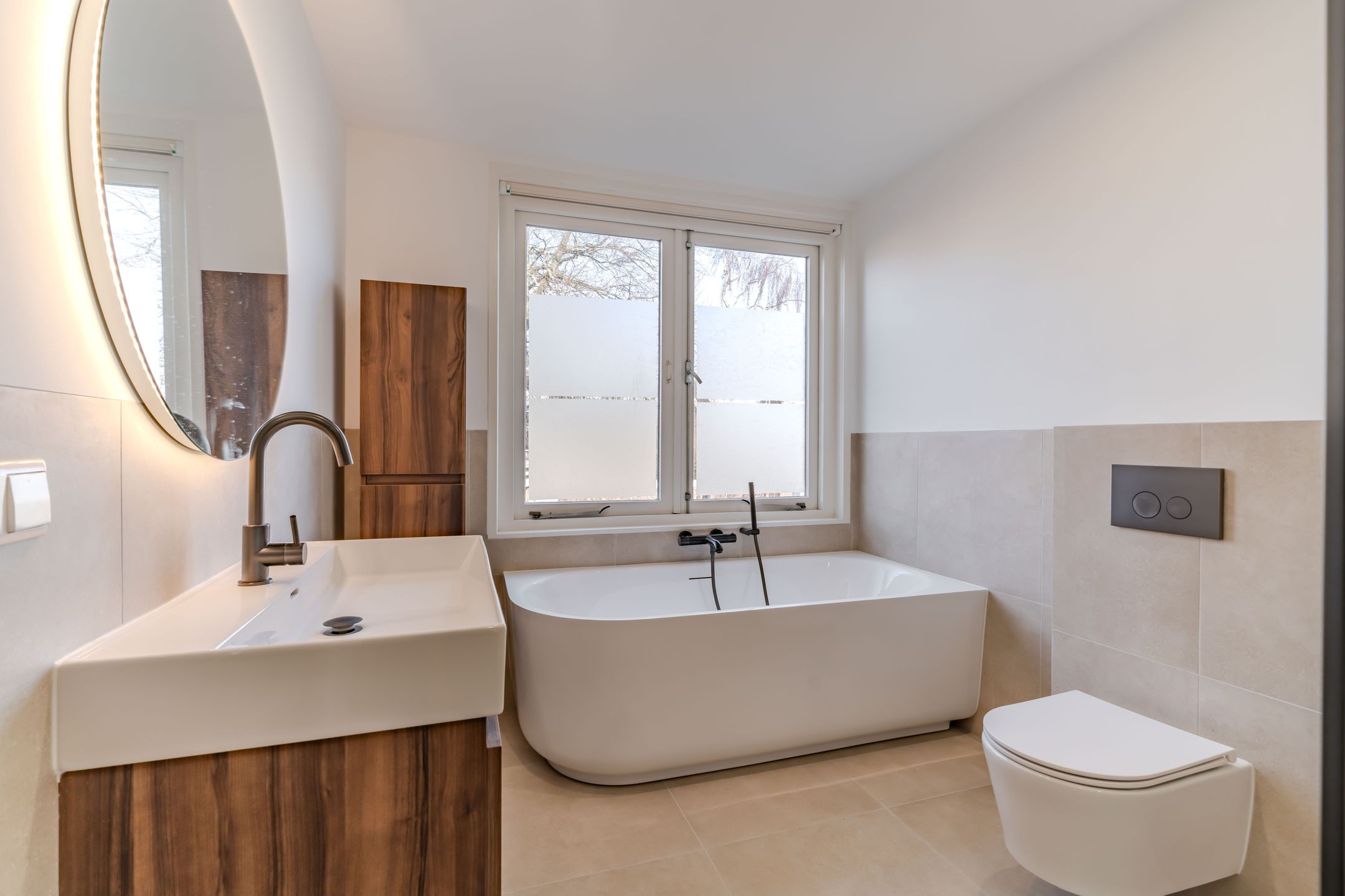 Photo 12 of Middelweg 77