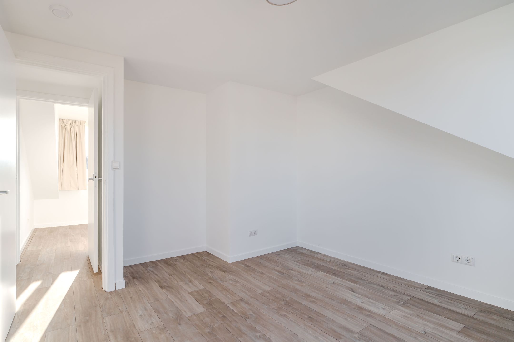 Photo 18 of Middelweg 77