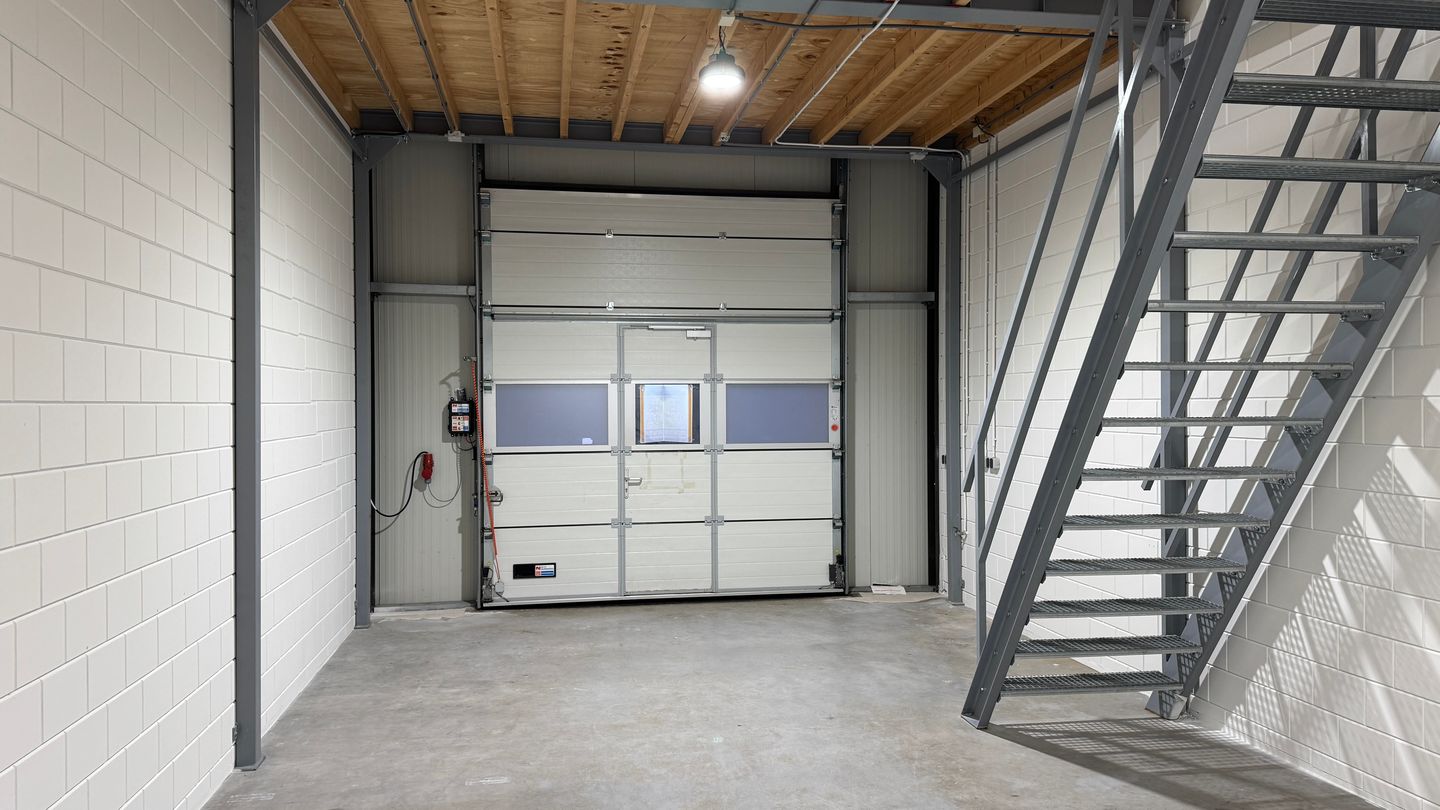 View photo 2 of Witte Paal 304-K