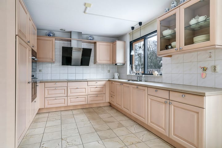 Photo 14 of Olmiuslaan 19