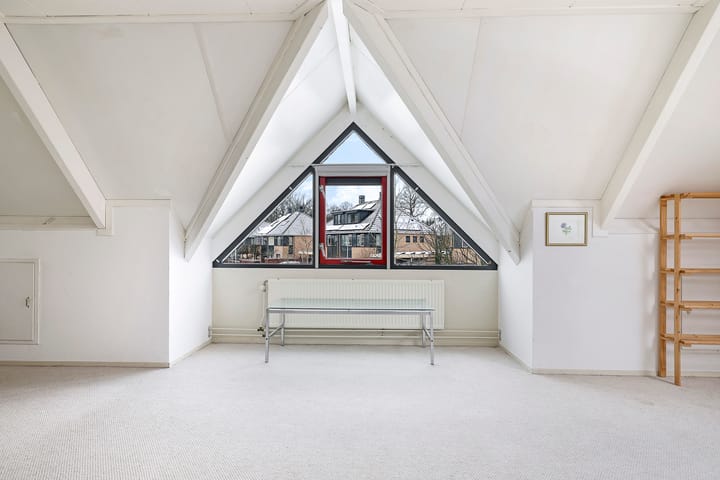 Photo 37 of Olmiuslaan 19