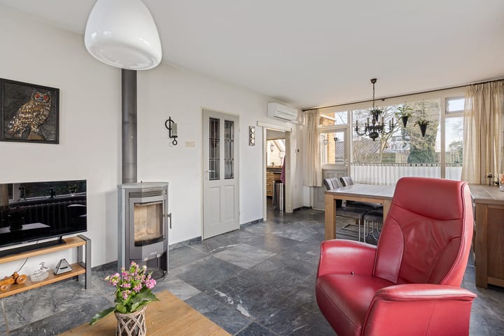 Photo 9 of Trumanstraat 59