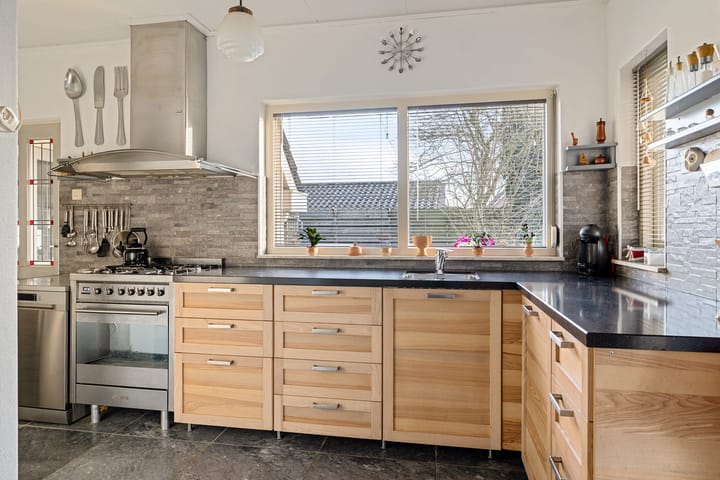 Photo 15 of Trumanstraat 59