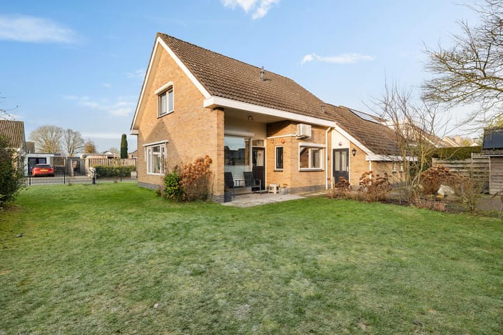 Photo 40 of Trumanstraat 59