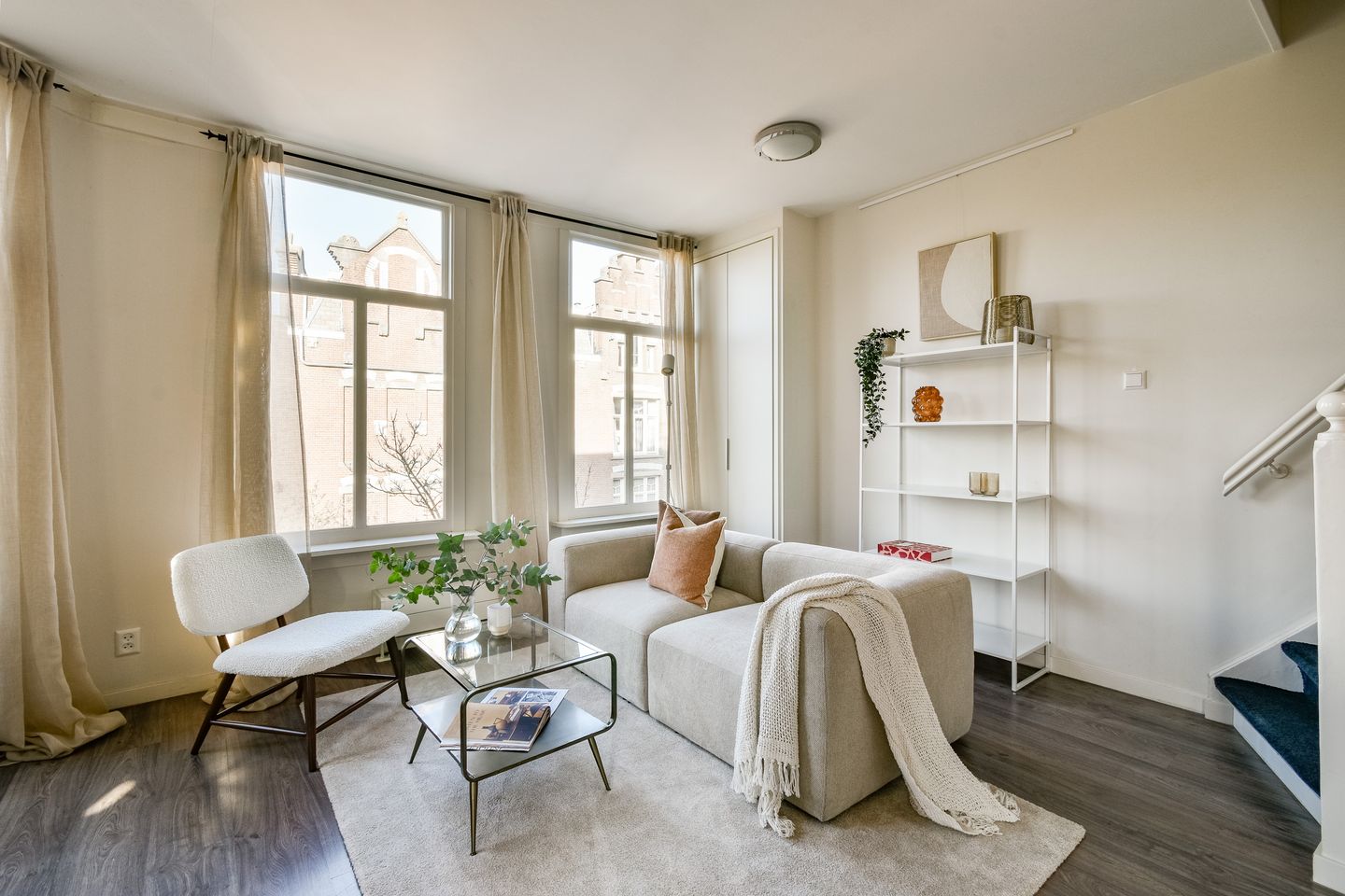 Photo 5 of Van Ostadestraat 2-3