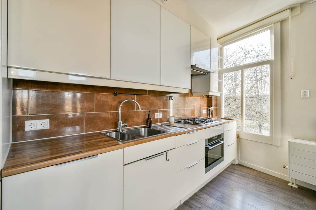 Photo 8 of Van Ostadestraat 2-3