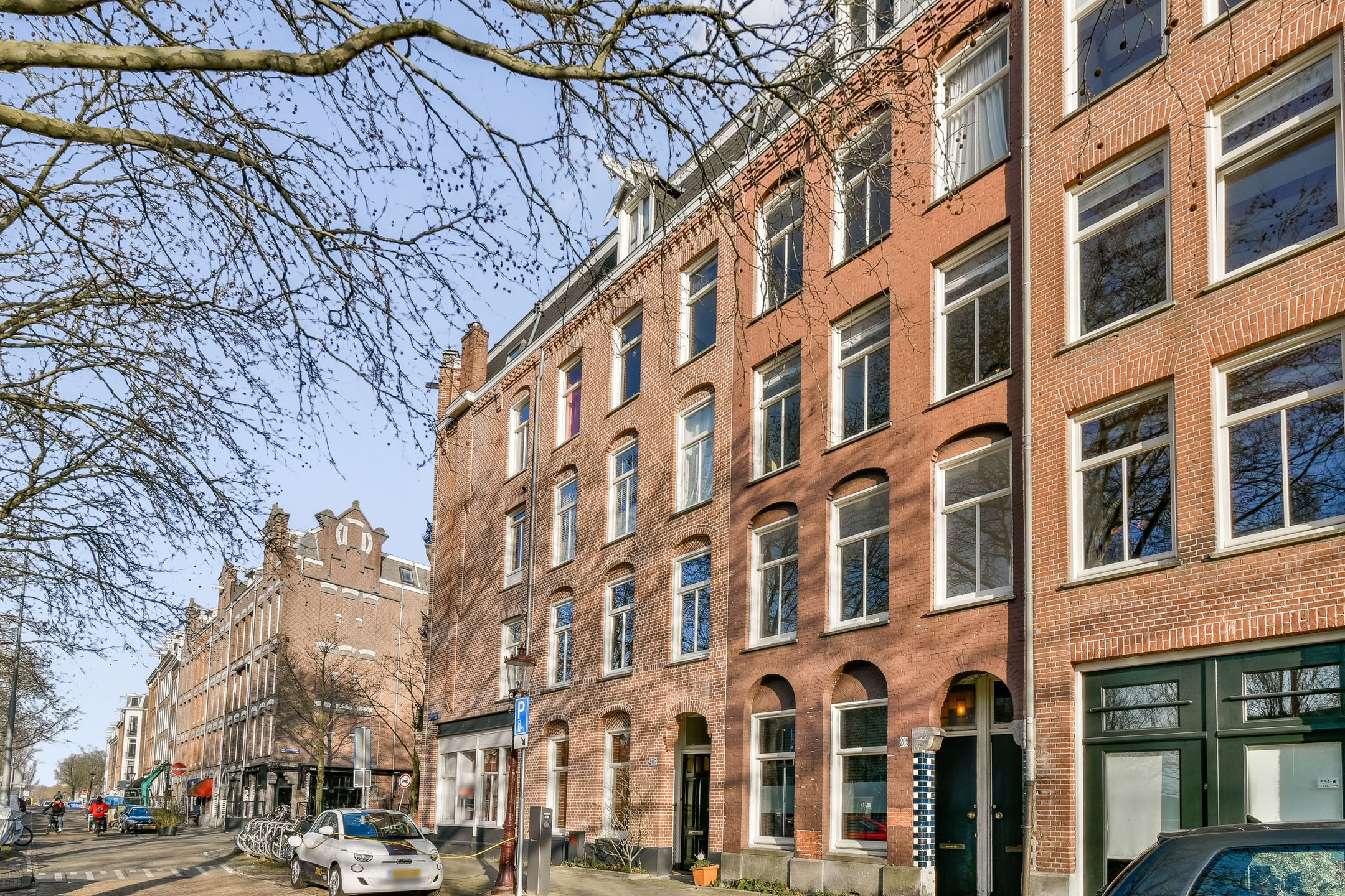 Photo 21 of Van Ostadestraat 2-3