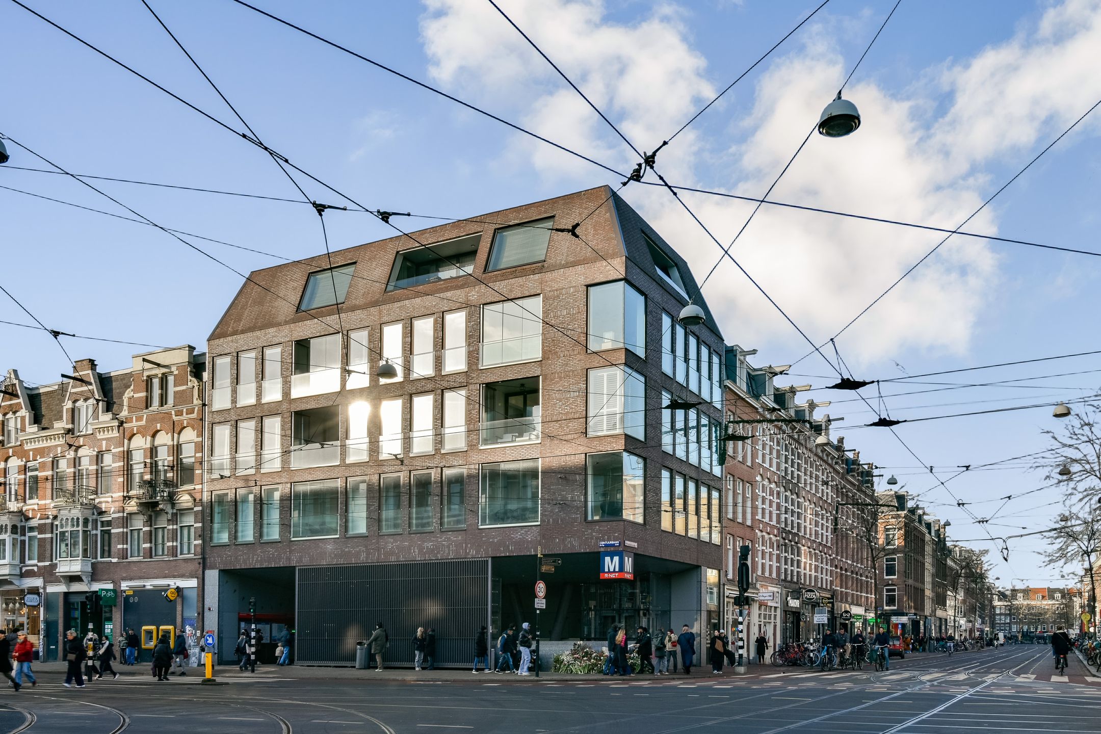 Photo 24 of Van Ostadestraat 2-3