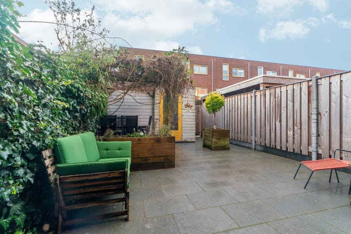 Foto 6 van John Lennonstraat 36