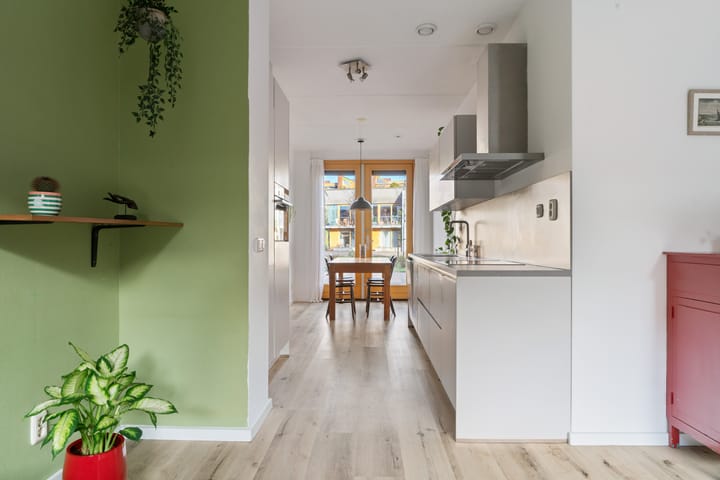 Foto 14 van John Lennonstraat 36