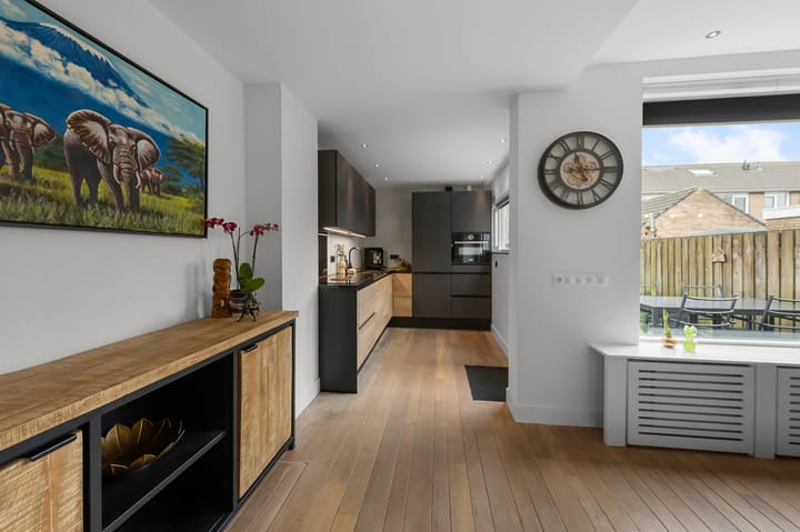 Photo 9 of Meeuwstraat 12