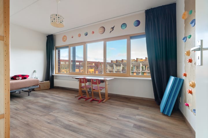 Foto 22 van John Lennonstraat 36