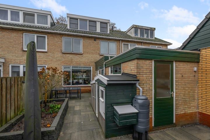 Photo 14 of Meeuwstraat 12