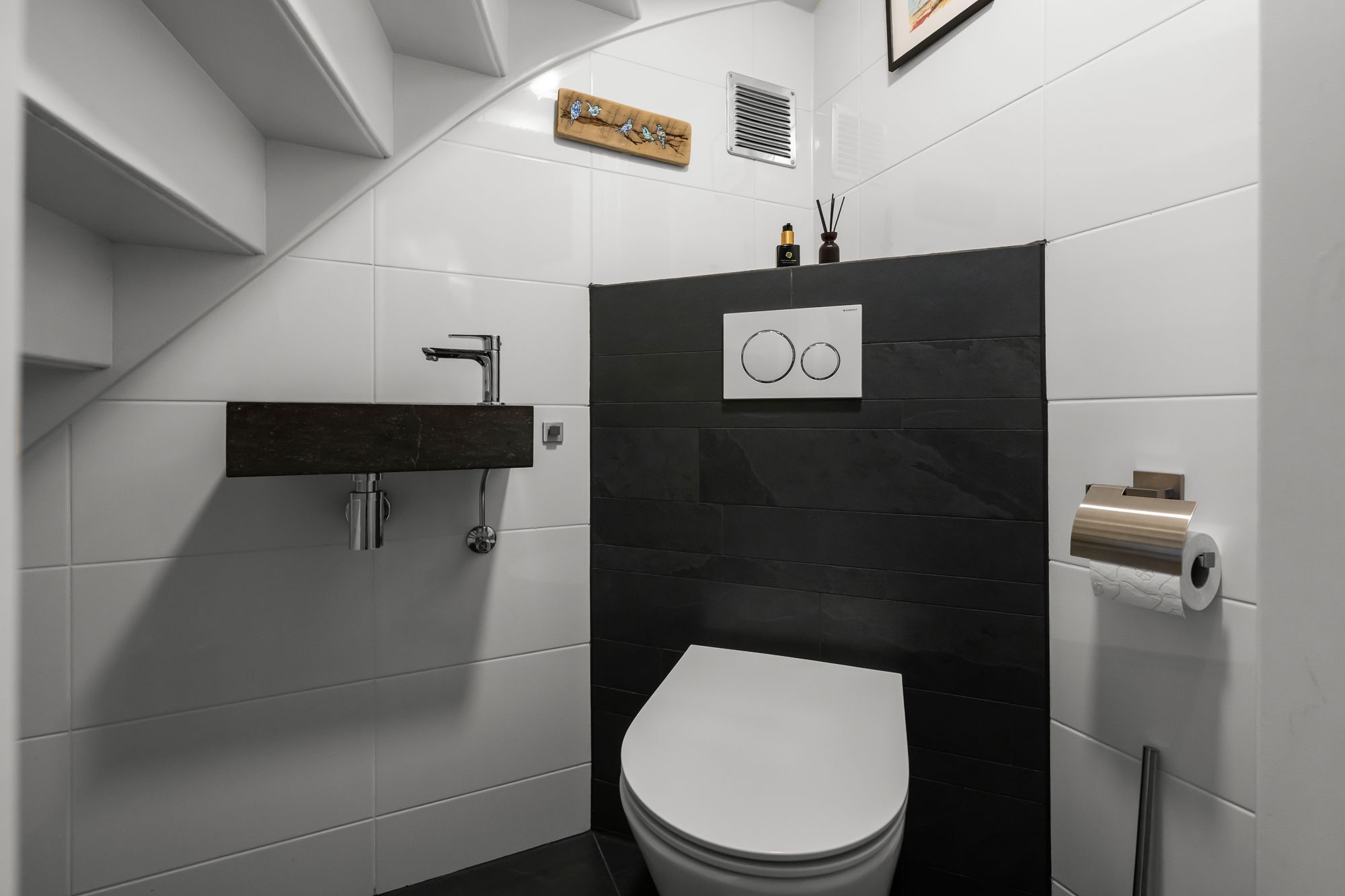 Foto 15 van Meeuwstraat 12