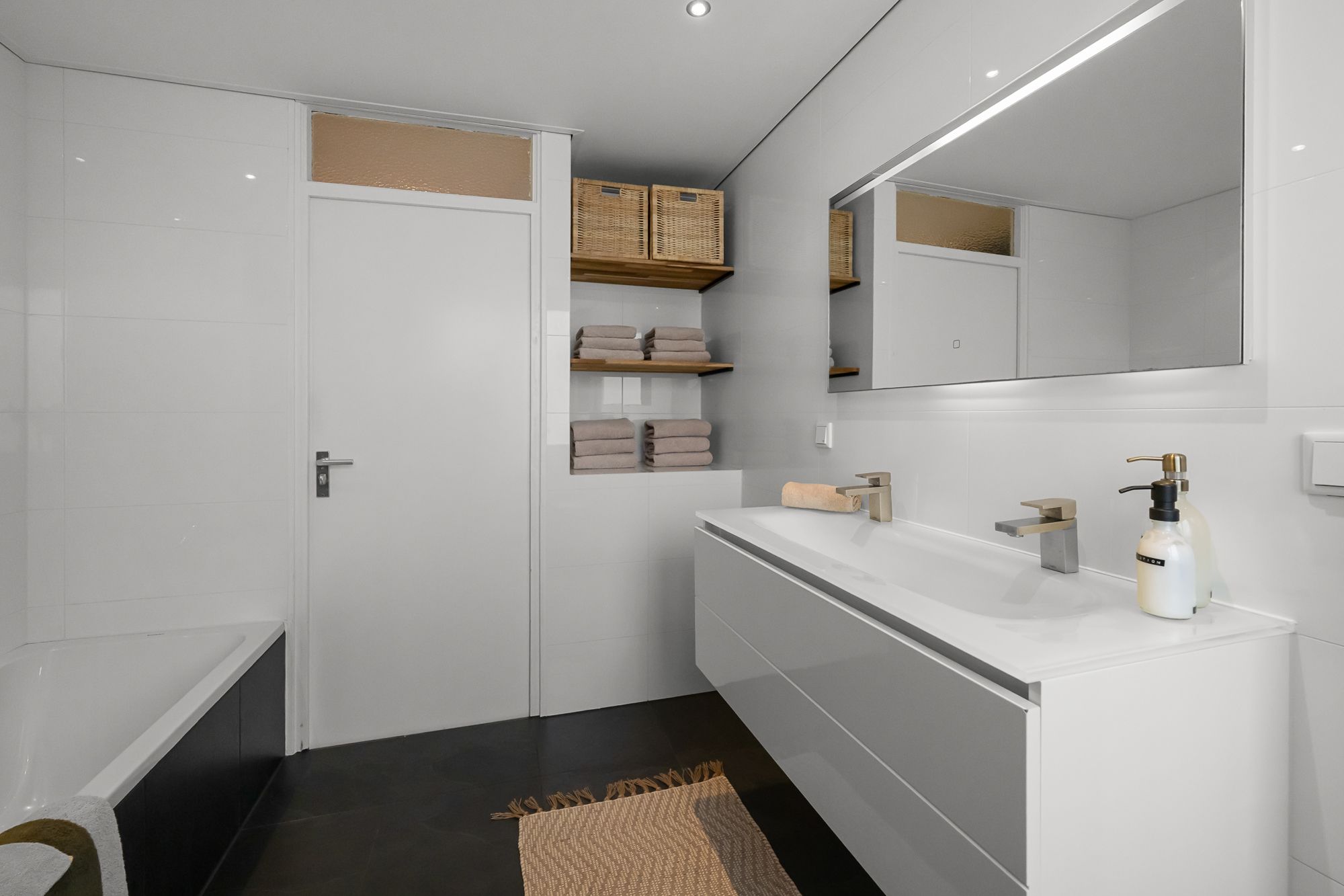 Foto 21 van Meeuwstraat 12