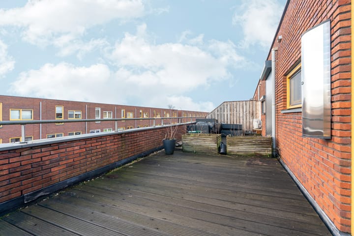 Foto 38 van John Lennonstraat 36