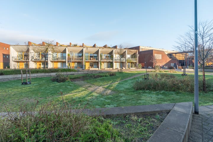 Foto 47 van John Lennonstraat 36