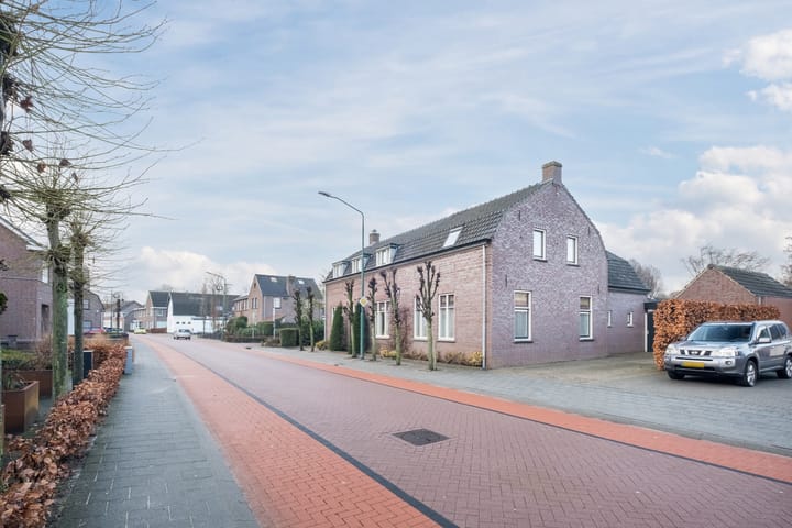 Foto 41 van Dorpstraat 28