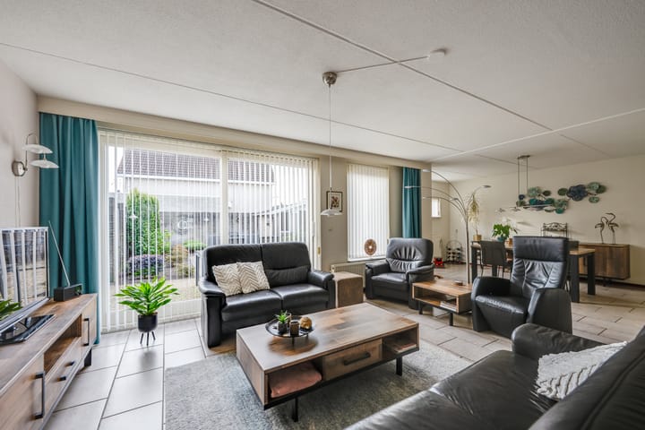 Foto 11 van Moleneind 128