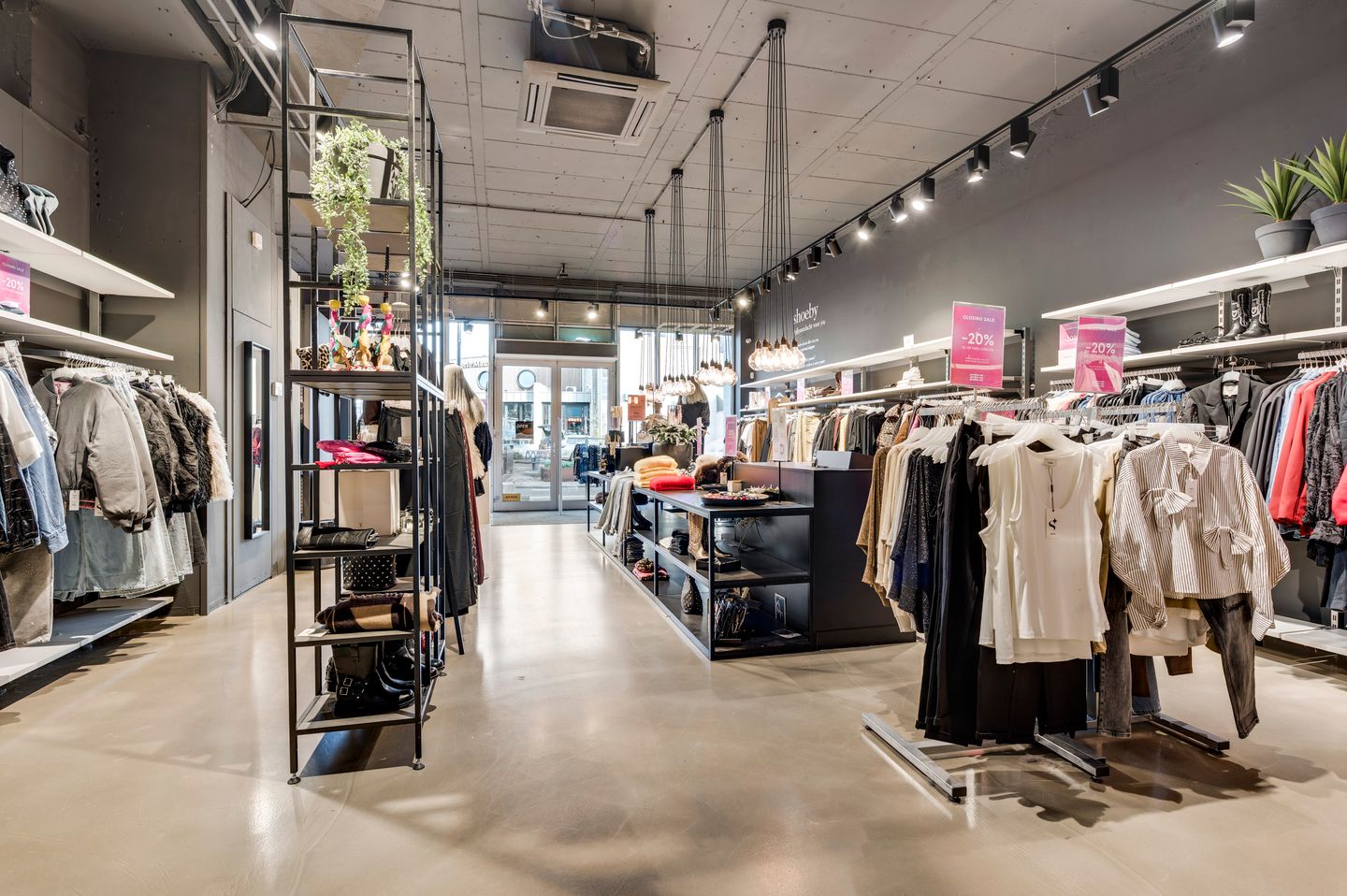 View photo 5 of Het Carillon 1