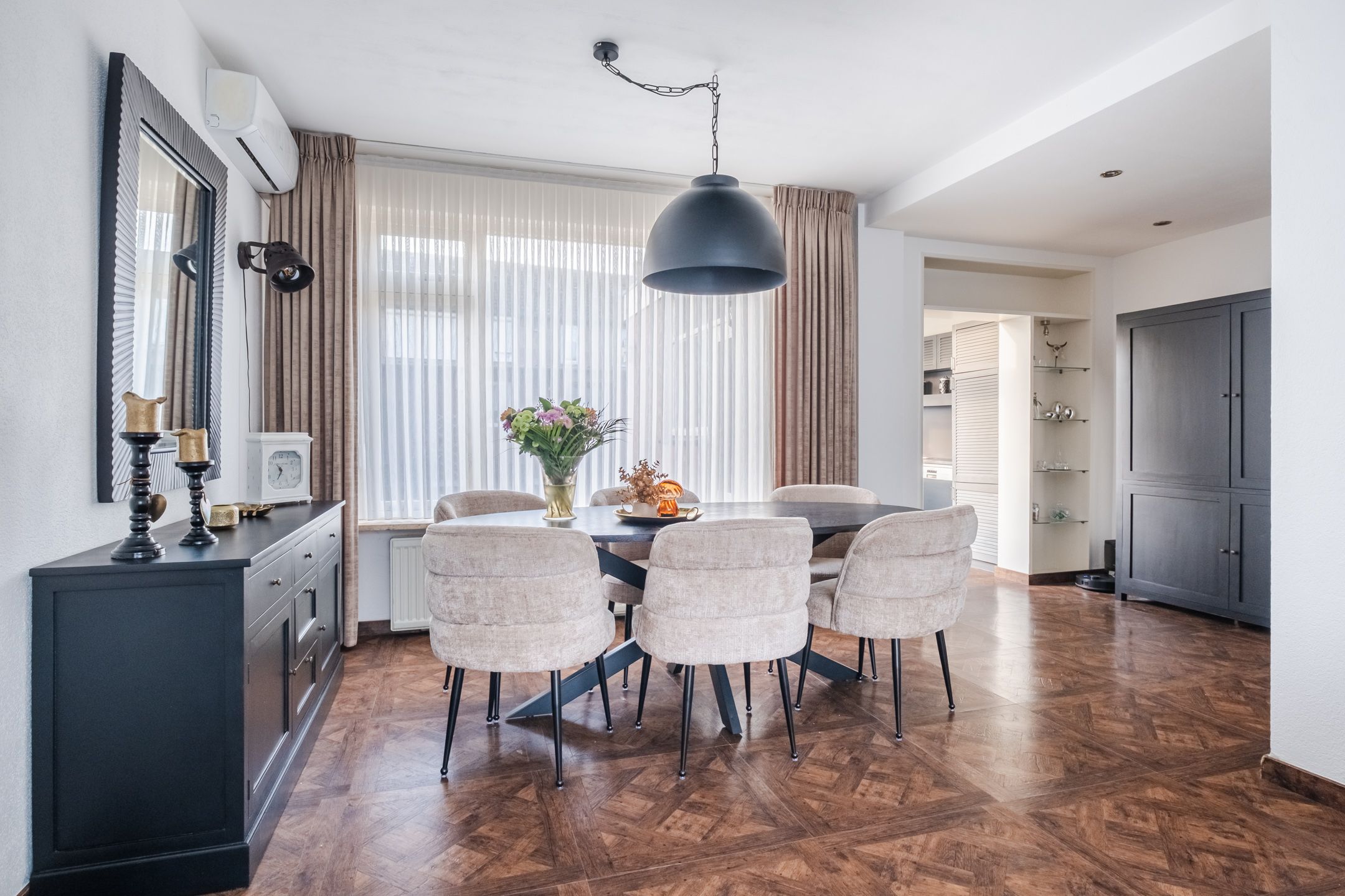 Foto 9 van Heer van Rodestraat 139