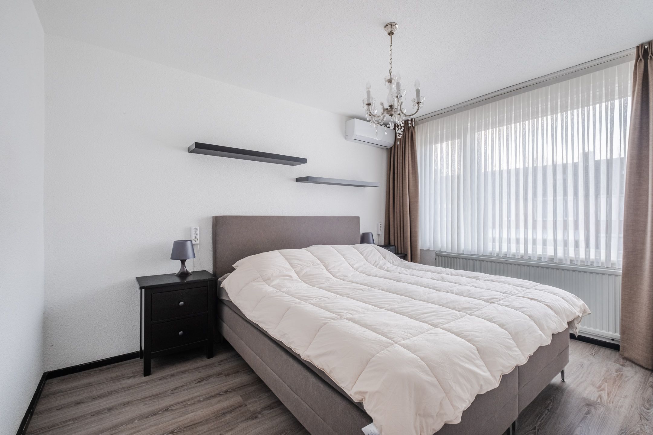 Foto 15 van Heer van Rodestraat 139