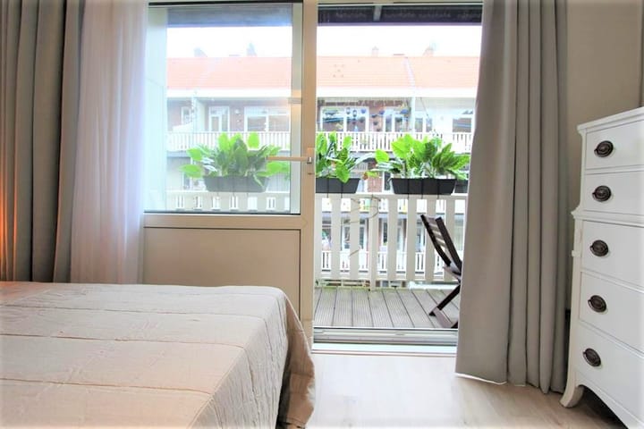 Foto 13 van Djambistraat 13-2