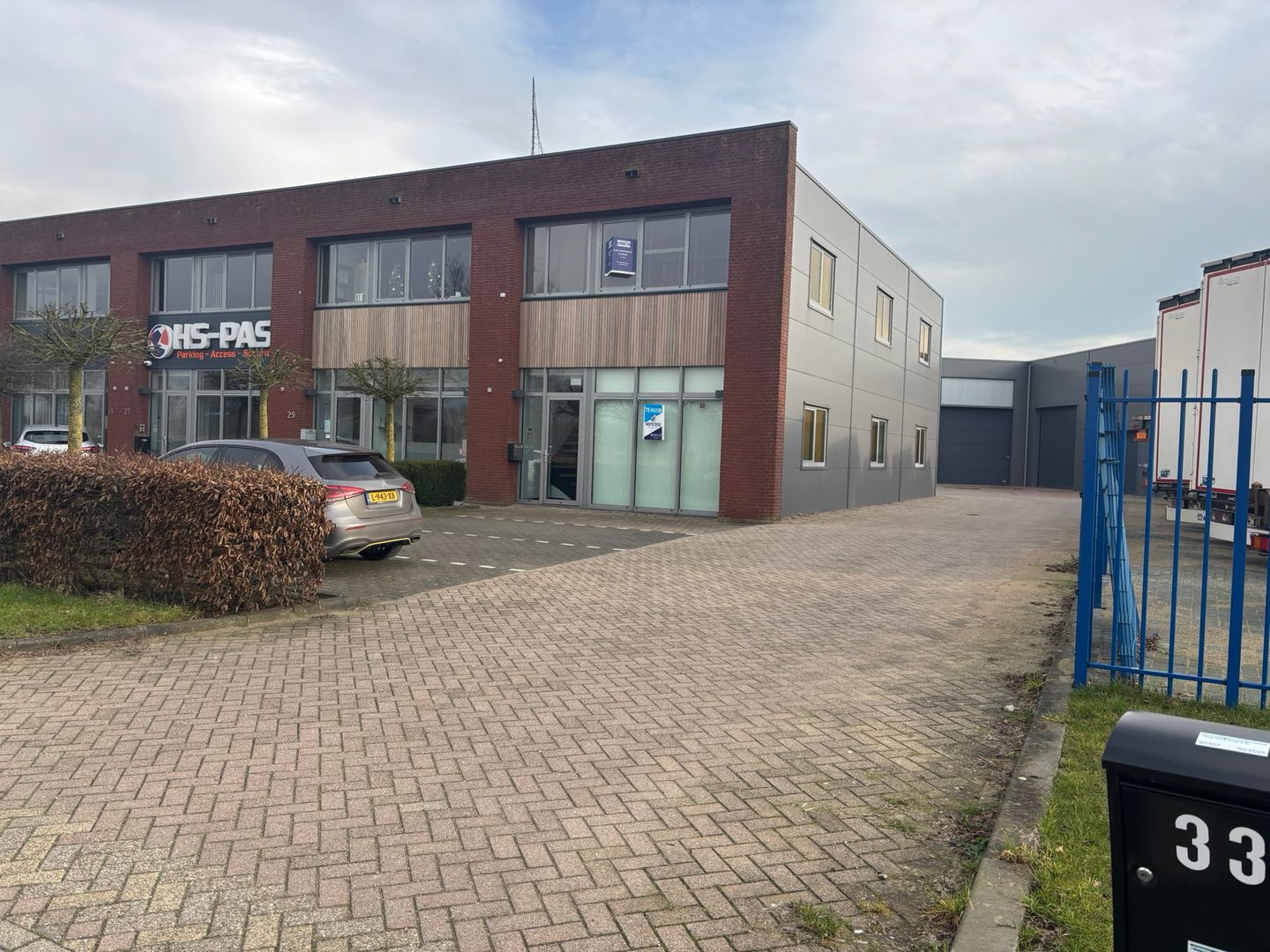 View photo 2 of Distributiestraat 31