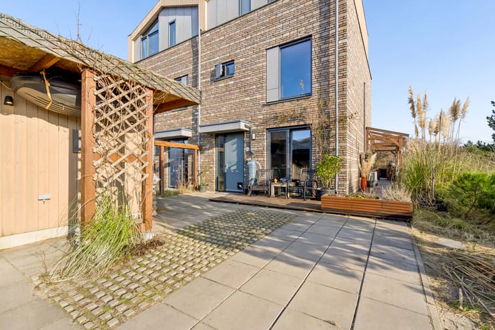 Photo 8 of Duinstraat 21