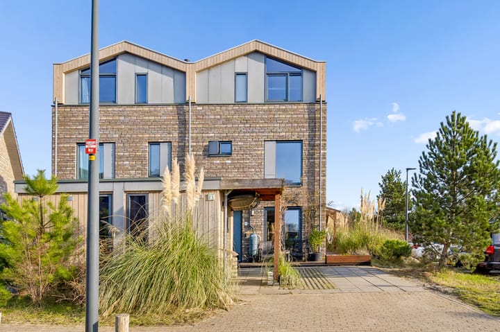 Photo 54 of Duinstraat 21