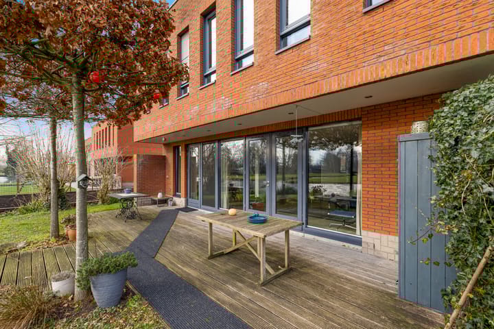 Photo 43 of Hooiland 16