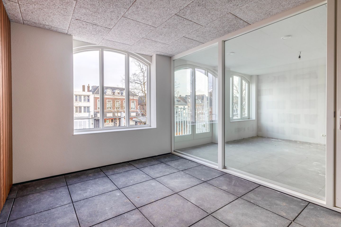 Photo 5 of Markt 10-05