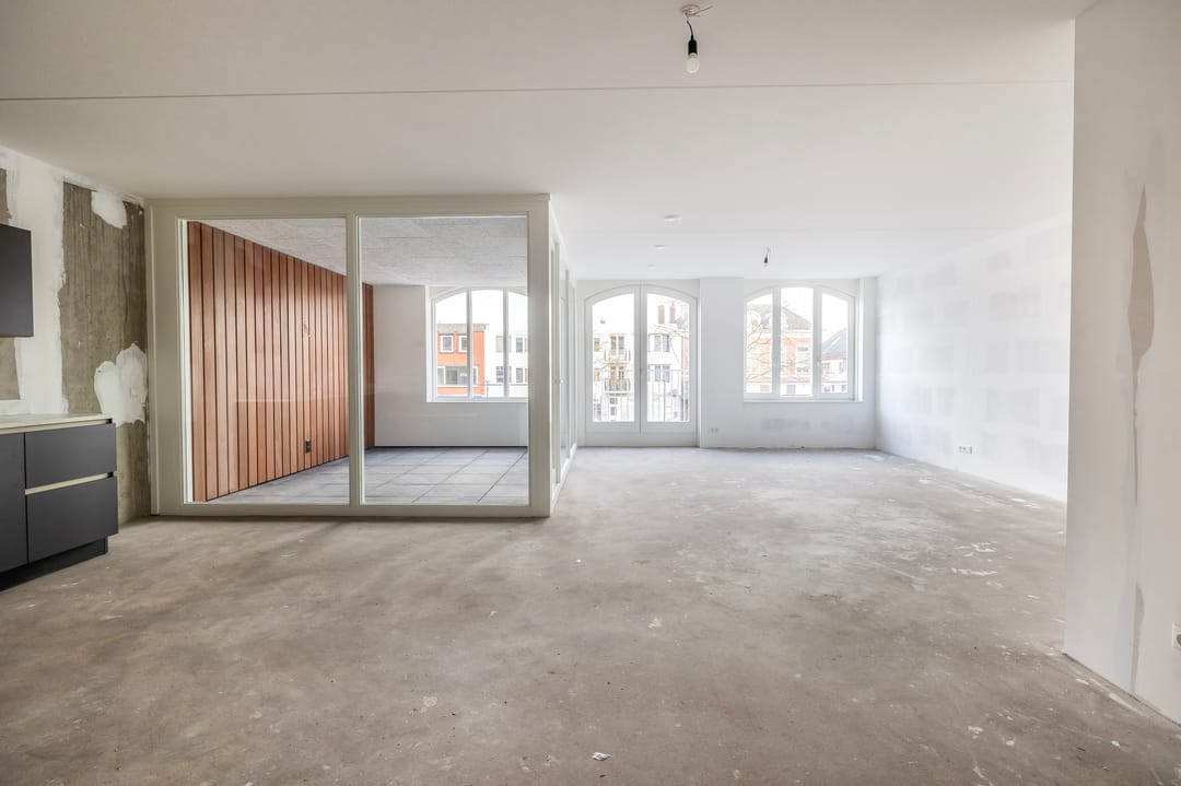 Photo 8 of Markt 10-05