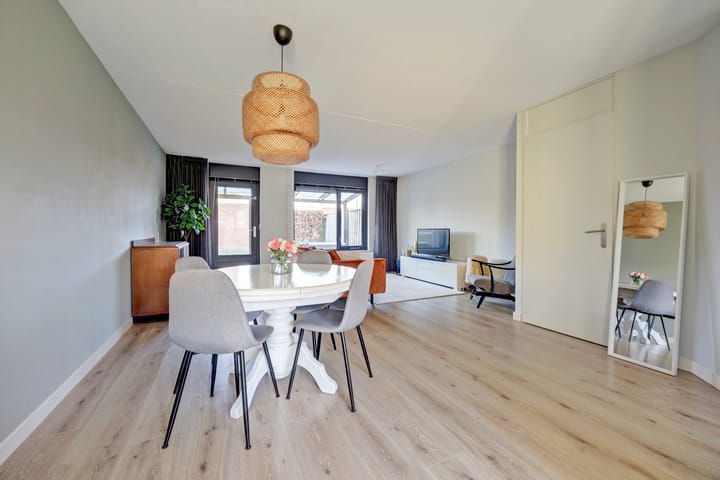 Photo 12 of Dukaat 22