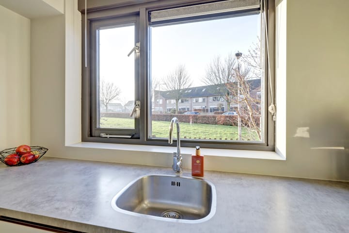 Photo 14 of Dukaat 22