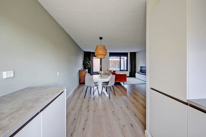 Photo 16 of Dukaat 22