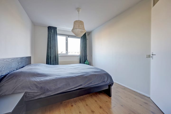 Photo 19 of Dukaat 22