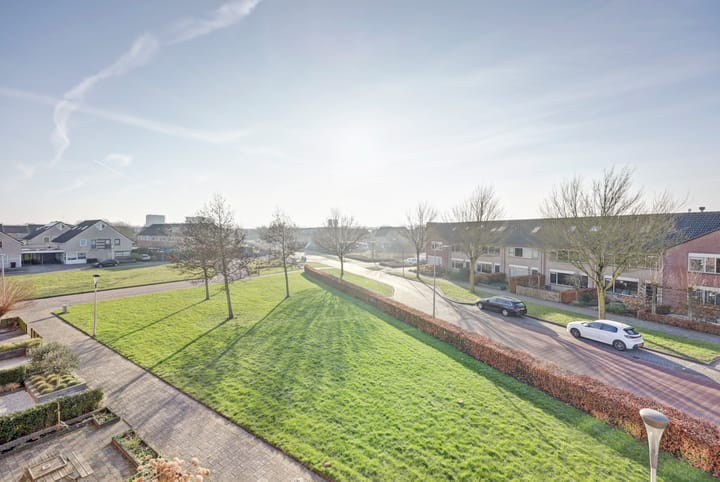 Photo 32 of Dukaat 22