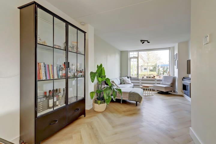 Foto 4 van Dommelstraat 6