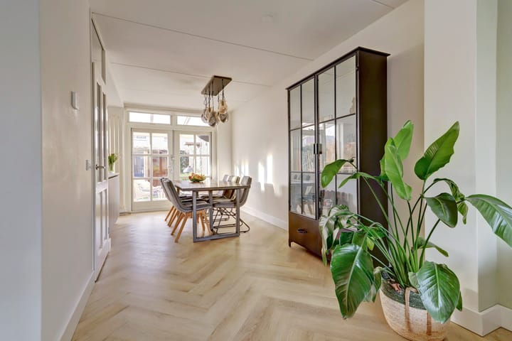 Foto 6 van Dommelstraat 6