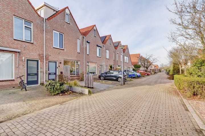 Foto 44 van Dommelstraat 6