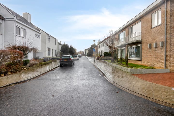 Photo 47 of Latourlaan 33