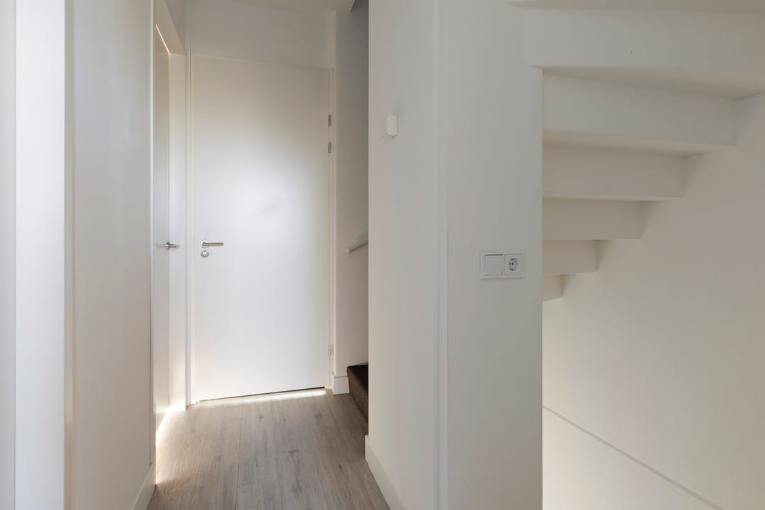 Photo 11 of Schuitevaarstraat 2-A