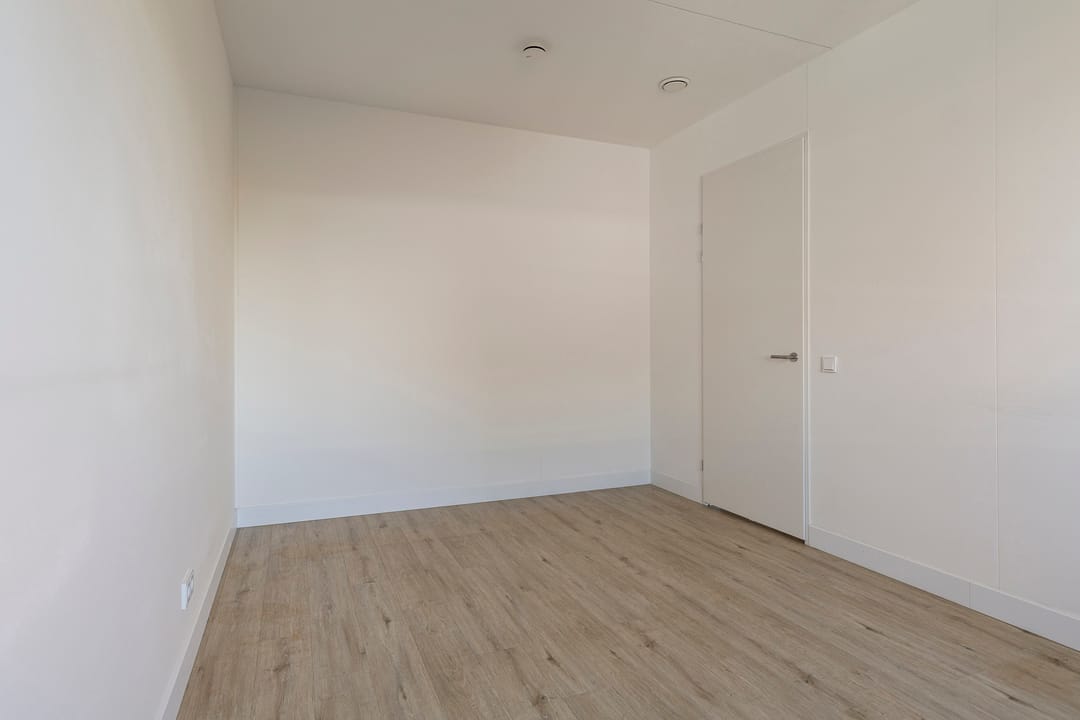 Photo 13 of Schuitevaarstraat 2-A