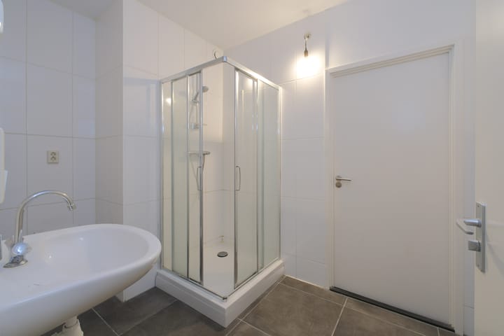 Foto 12 van Grotestraat 4